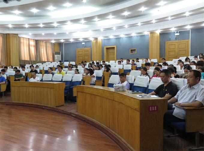 鄭州大學遠程教育2016年秋季新生開學典禮